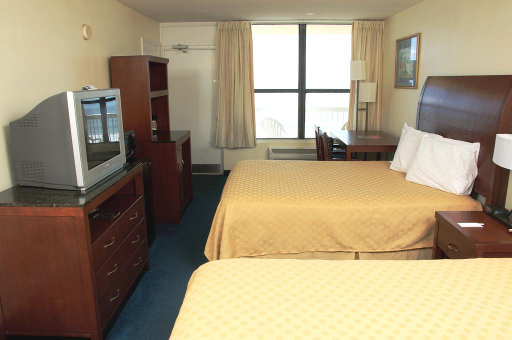 Comfort Inn & Suites Daytona Beach Oceanfront Ngoại thất bức ảnh