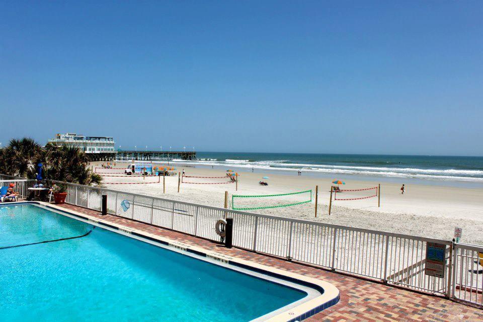 Comfort Inn & Suites Daytona Beach Oceanfront Ngoại thất bức ảnh