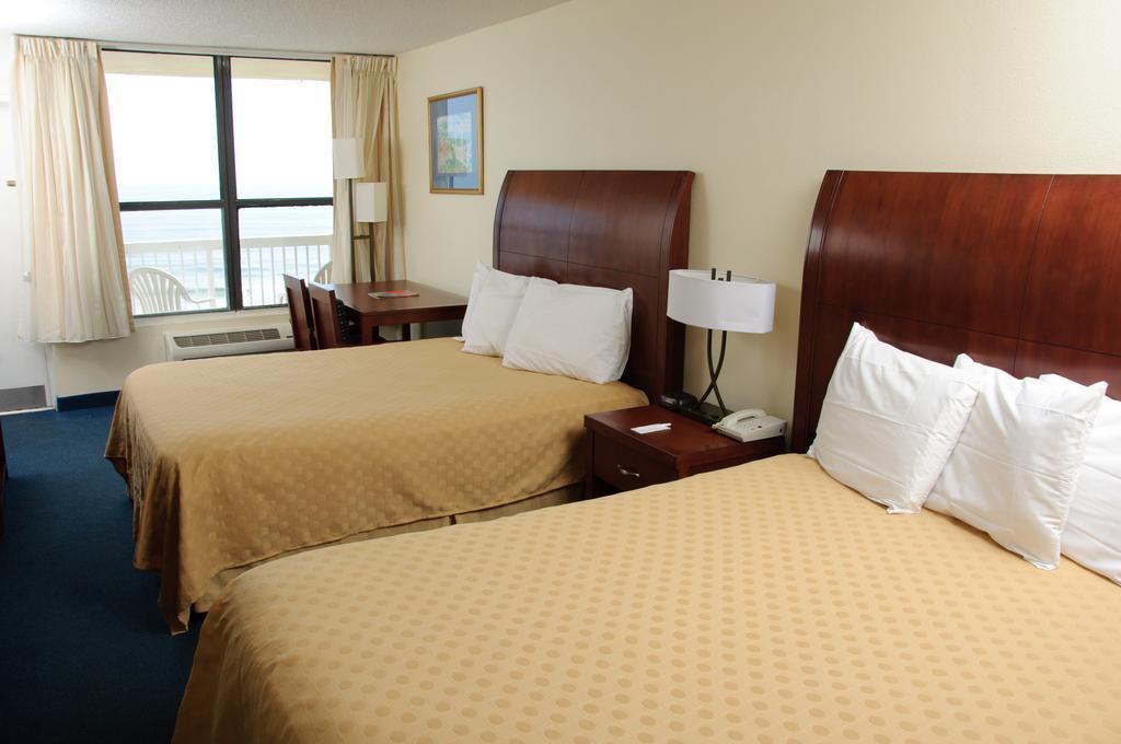 Comfort Inn & Suites Daytona Beach Oceanfront Ngoại thất bức ảnh